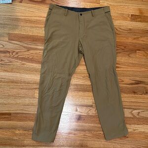 Nike Golf Modern Fit Dri Fit Size 36x32